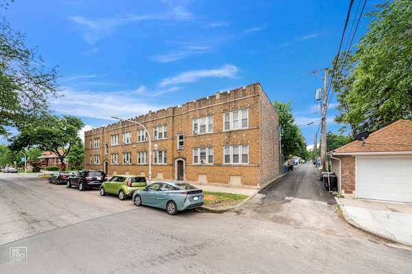 5401-09 W Le Moyne St property